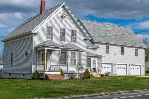 718 Main St, Monmouth, ME 04259