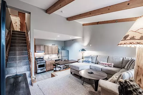 16 Roadrunner Dr #B-303, Newry, ME 04261