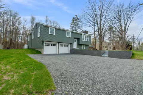 23 Manson Rd, Kittery, ME 03904