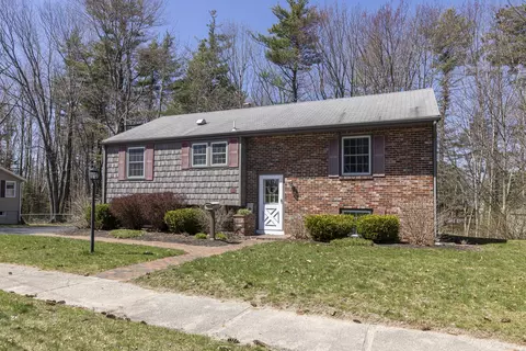 189 Sandy Hill Rd, South Portland, ME 04106