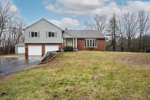 101 Sleeper Rd, Lewiston, ME 04240