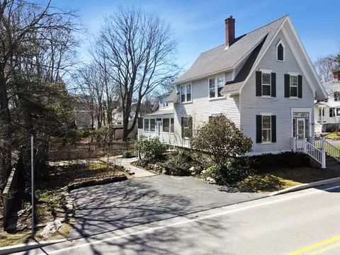 100 North St, Bath, ME 04530