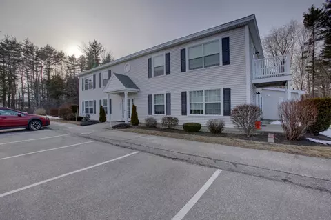 345 Saco St #5, Westbrook, ME 04092