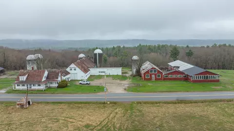 377 Hanson Ridge Rd, Sanford, ME 04083 photo 1