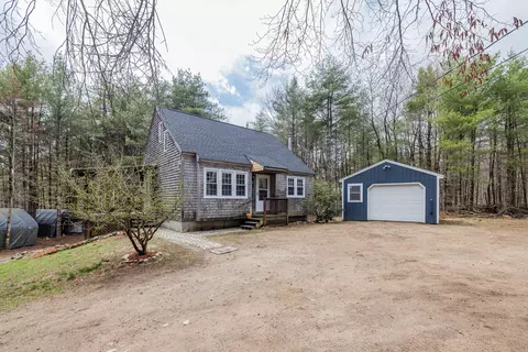 39 Onamor Dr, Newfield, ME 04095