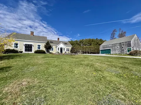 608 N Penobscot Rd, Penobscot, ME 04476