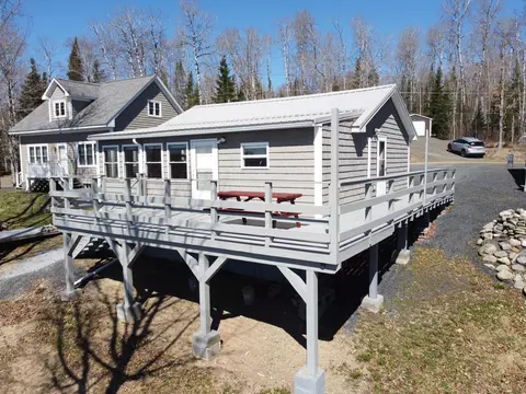 40 S Frosty Hill Ln, Winterville Plt, ME 04739