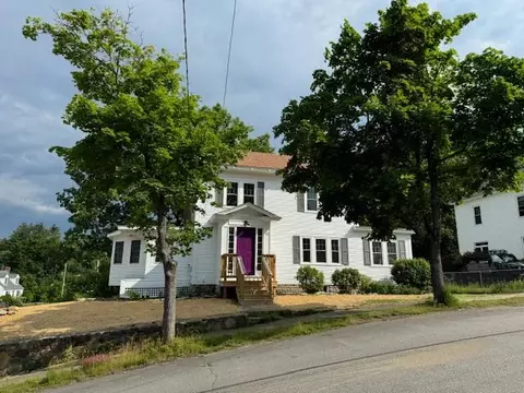 13 Park St, Sanford, ME 04073