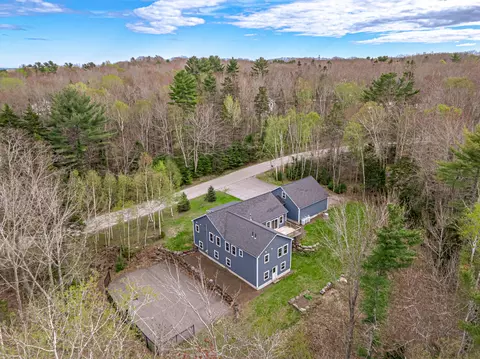 55 Good Wind Ln, Camden, ME 04843