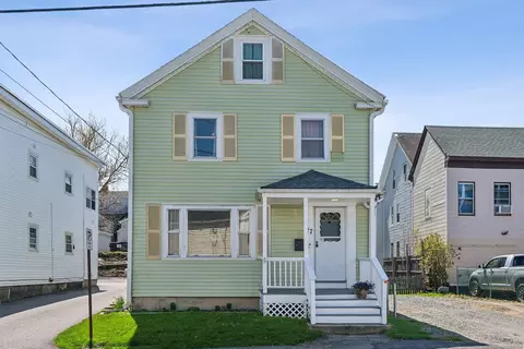 27 Saint Marys St, Biddeford, ME 04005