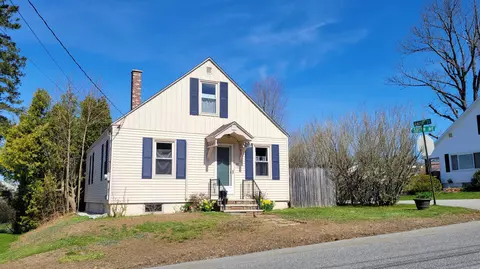 298 South Ave, Lewiston, ME 04240