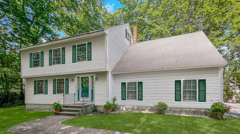 1 Christopher Ter, Saco, ME 04072