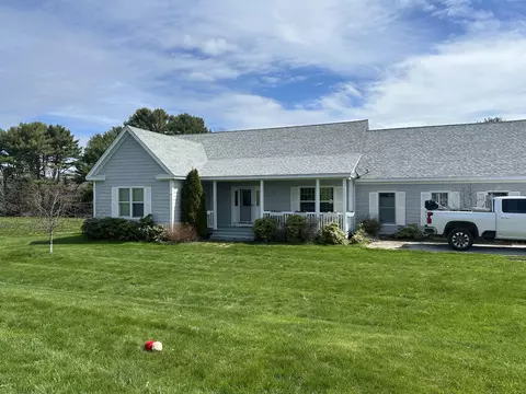 86 Back Meadow Dr, Warren, ME 04864
