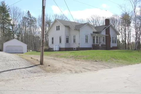 3 N School St, Skowhegan, ME 04976