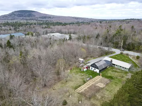 455 Ellsworth Rd, Blue Hill, ME 04614