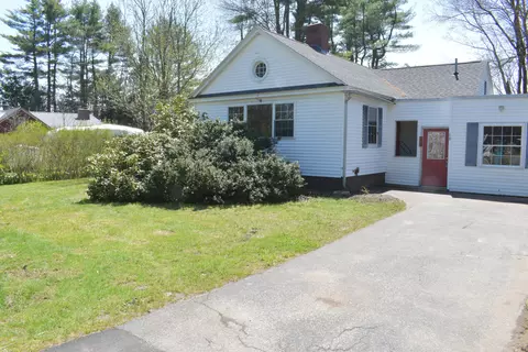 16 Flag Pond Rd, Saco, ME 04072