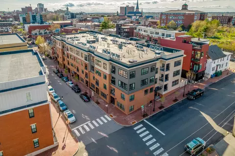 113 Newbury St #105, Portland, ME 04101