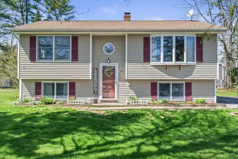 10 Cross St, Lisbon, ME 04252