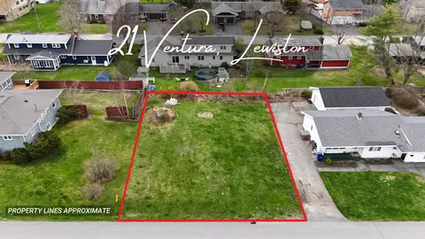 21 Ventura St, Lewiston, ME 04240