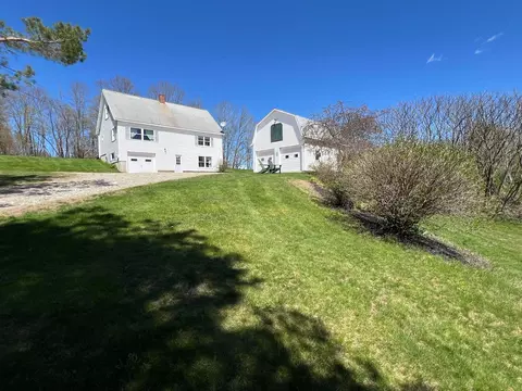 25 S Livermore Rd, Turner, ME 04282