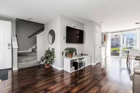 280 Longfellow St #18, Westbrook, ME 04092