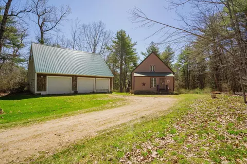 27 Fiddlehead Ln, Bowdoinham, ME 04008