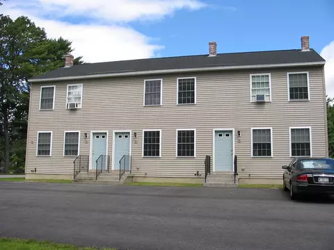 10 Mabel Ave, Saco, ME 04072