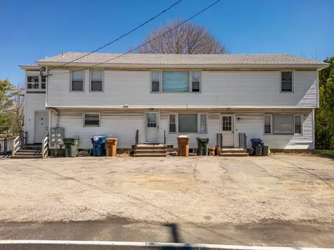 19 Buxton Rd, Saco, ME 04072