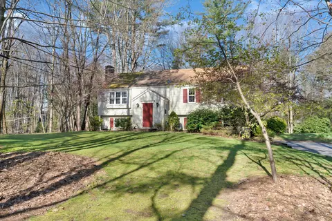 14 Banks Brook Rd, Old Orchard Beach, ME 04064