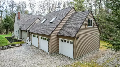 16 Sunset Rdg, North Yarmouth, ME 04097