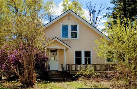 38 Tyler Ave, Bangor, ME 04401