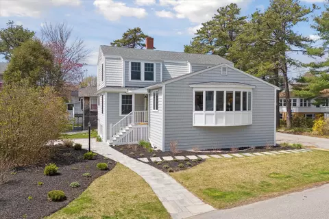 50 Seaside Ave, Old Orchard Beach, ME 04064