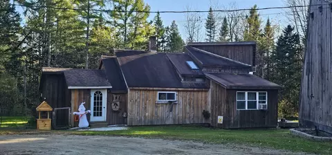 91 Ella Gerald Rd, Canaan, ME 04924