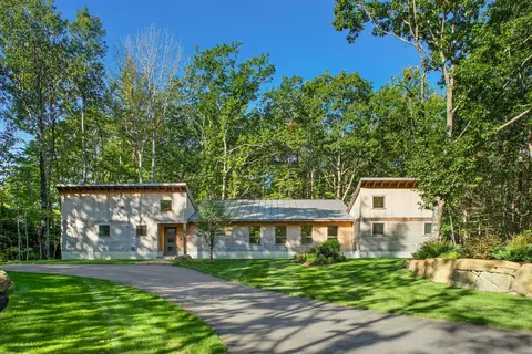 6 Reynolds Ln, Kennebunkport, ME 04046