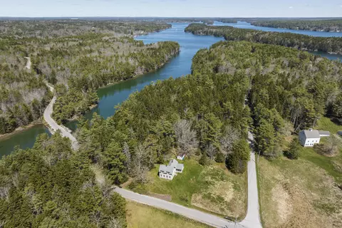 147 Dingley Island Rd, Harpswell, ME 04079