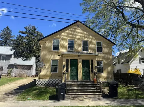 17-19 Prentiss St, Bangor, ME 04401