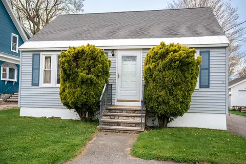 56 Edgeworth Ave, Portland, ME 04103