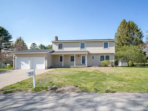 6 Dean Way, Cape Elizabeth, ME 04107