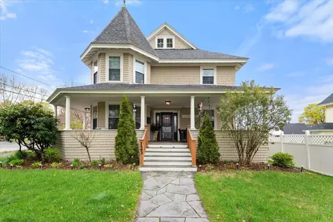 123 Webster Ave, Bangor, ME 04401