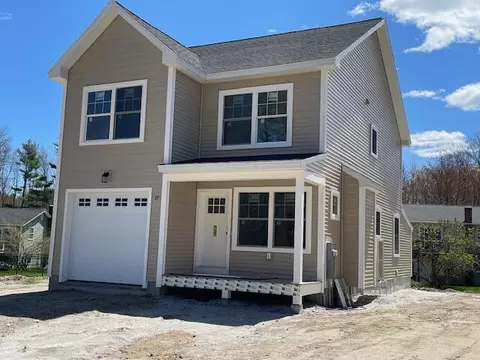 17 Baxter Ln #17, Gorham, ME 04038