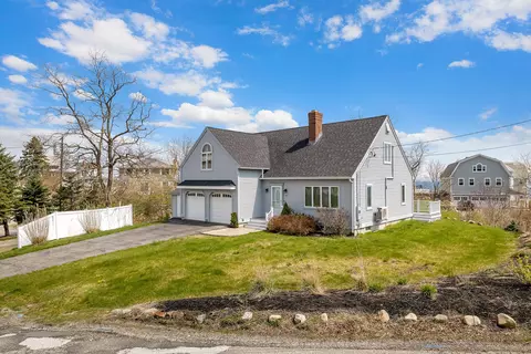 253 Nubble Rd, York, ME 03909