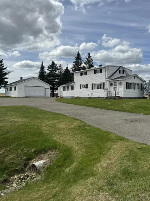 572 Van Buren Rd, Caribou, ME 04736