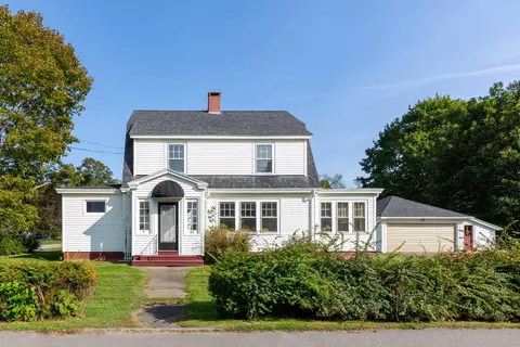223 Broadway, Rockland, ME 04841
