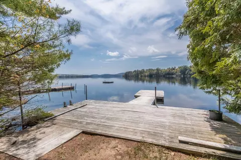 59 Island Cove Ln, Poland, ME 04274