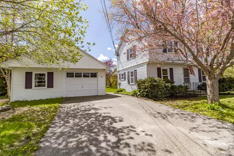 12 Kittredge St, Augusta, ME 04330