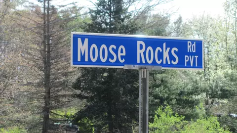 2 Moose Rocks Road, Kennebunkport, ME 04046