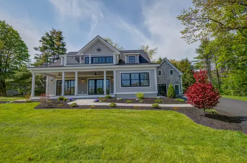 143 Main St, Kennebunkport, ME 04046