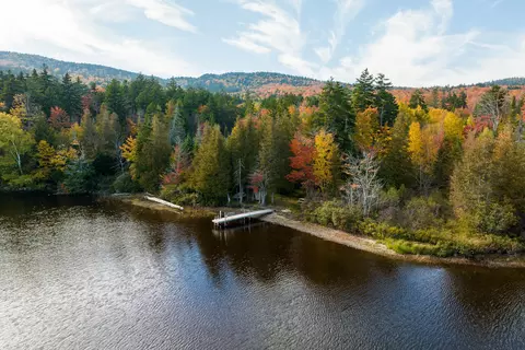 881 Main St, Sandy River Plt, ME 04970