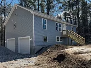 369 Webbs Mills Rd, Raymond, ME 04071