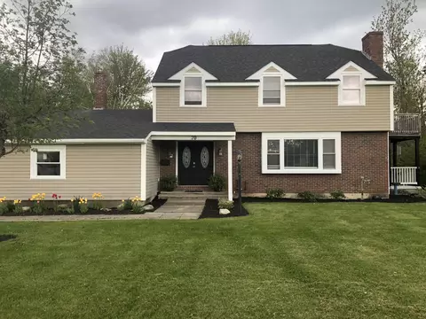 70 Starlight Dr, Brewer, ME 04412